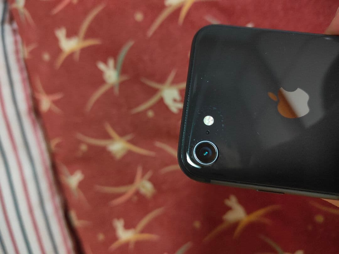 iPhone 8 ブラック 本体 64GB Simフリー