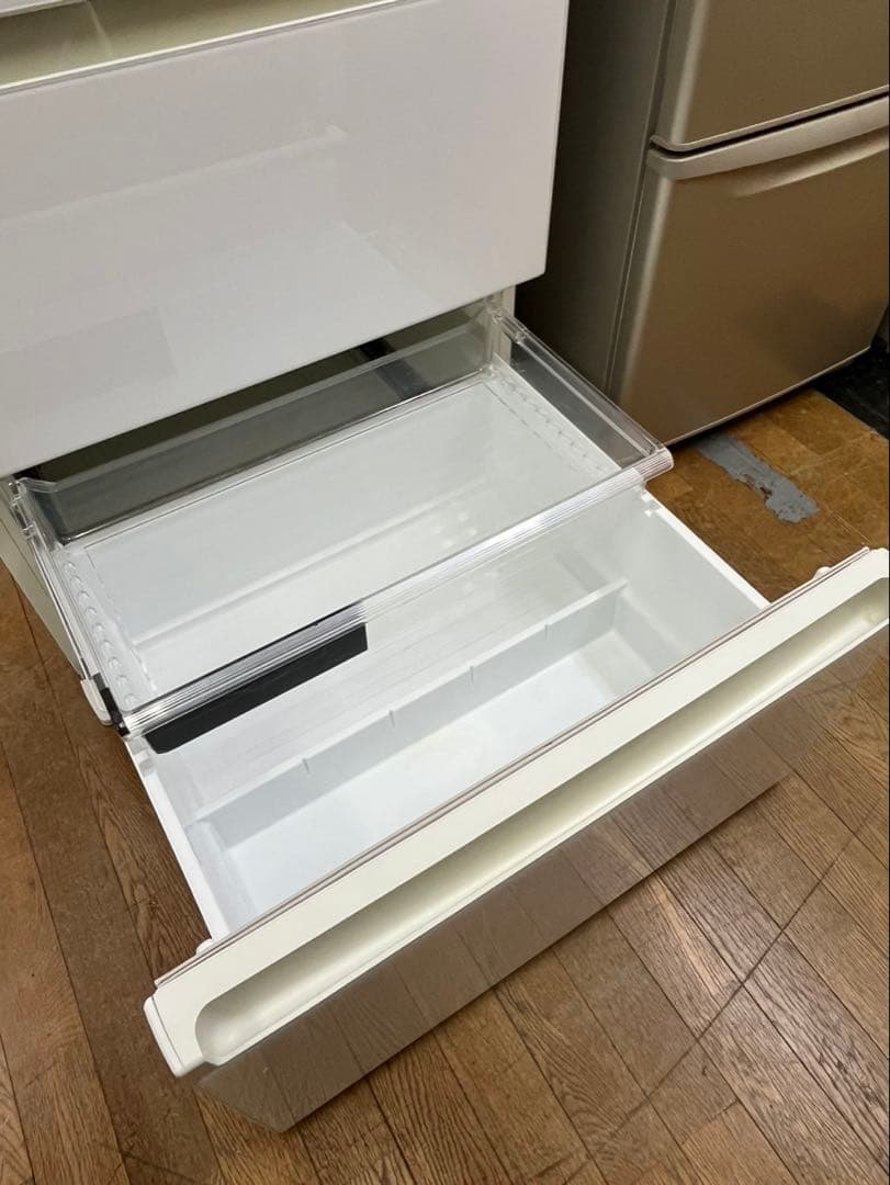 #64 6ドア Panasonic 2015年 555L NR-F560PV-W