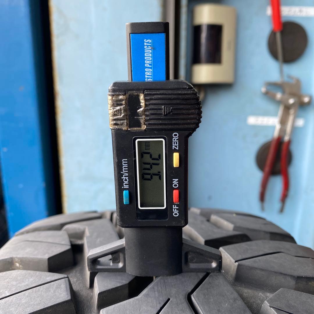 中古トーヨーオープンカントリーR/Tタイヤホイールセット　200系ハイエース