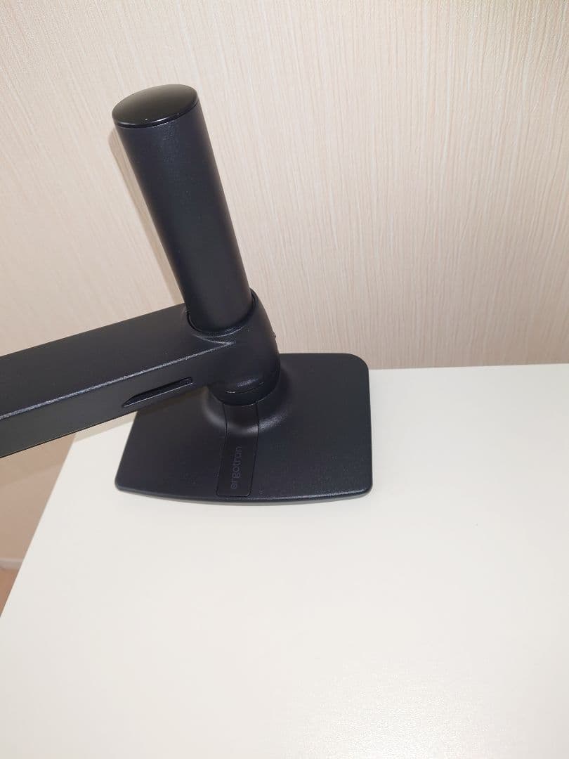 タ*コ様 ergotron LX Desk Monitor Arm ブラック