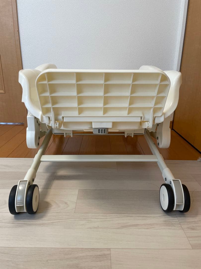 本日15時までまー【美品】Combi ベビーステーション 限定モデル