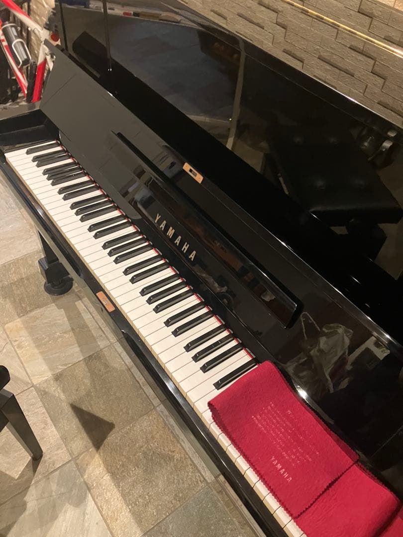 YAMAHA アップライトピアノ UX-1
