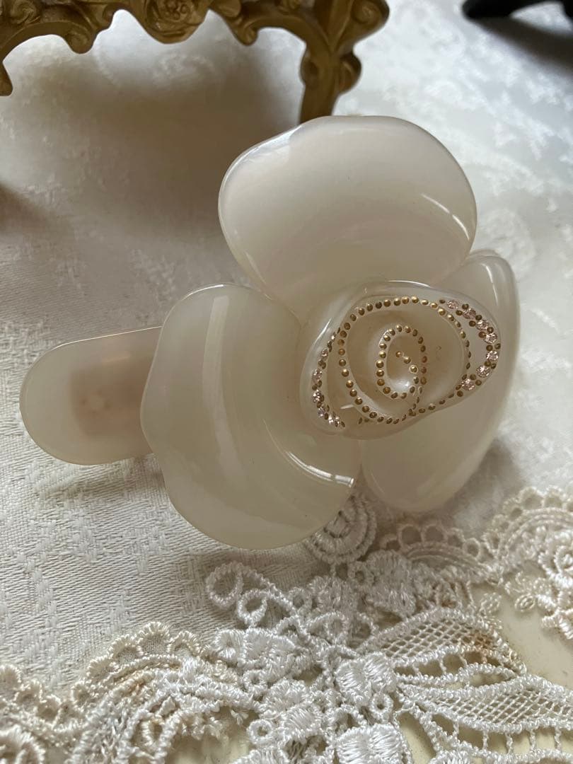 美品♡正規品♡アレクサンドルドゥパリ♡ホワイトローズバレッタ