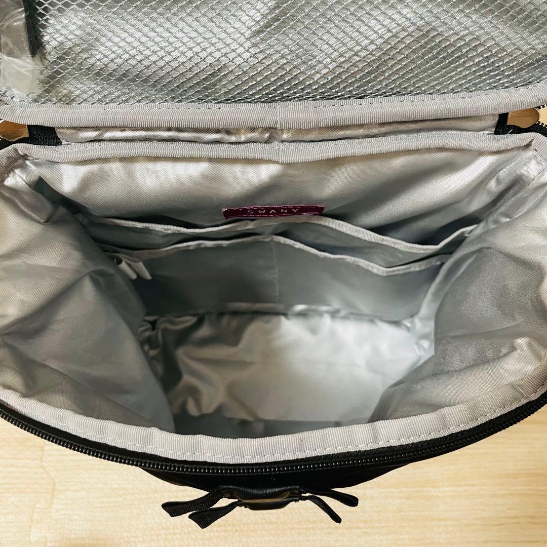 【美品】スワニー キャリーバッグ アミーカ 4輪ストッパー 17L