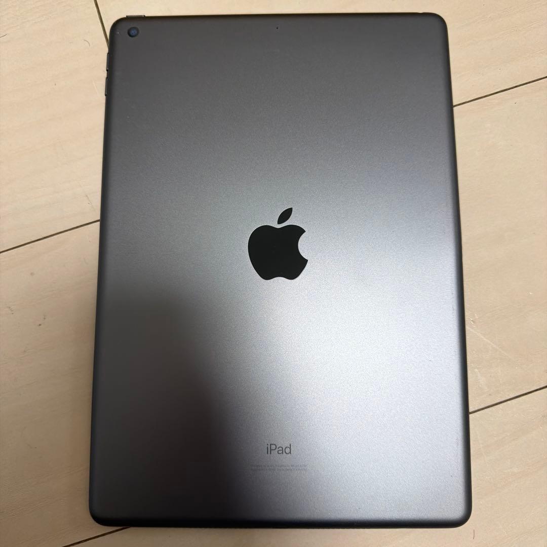 Apple iPad 第7世代　32gb スペースグレー