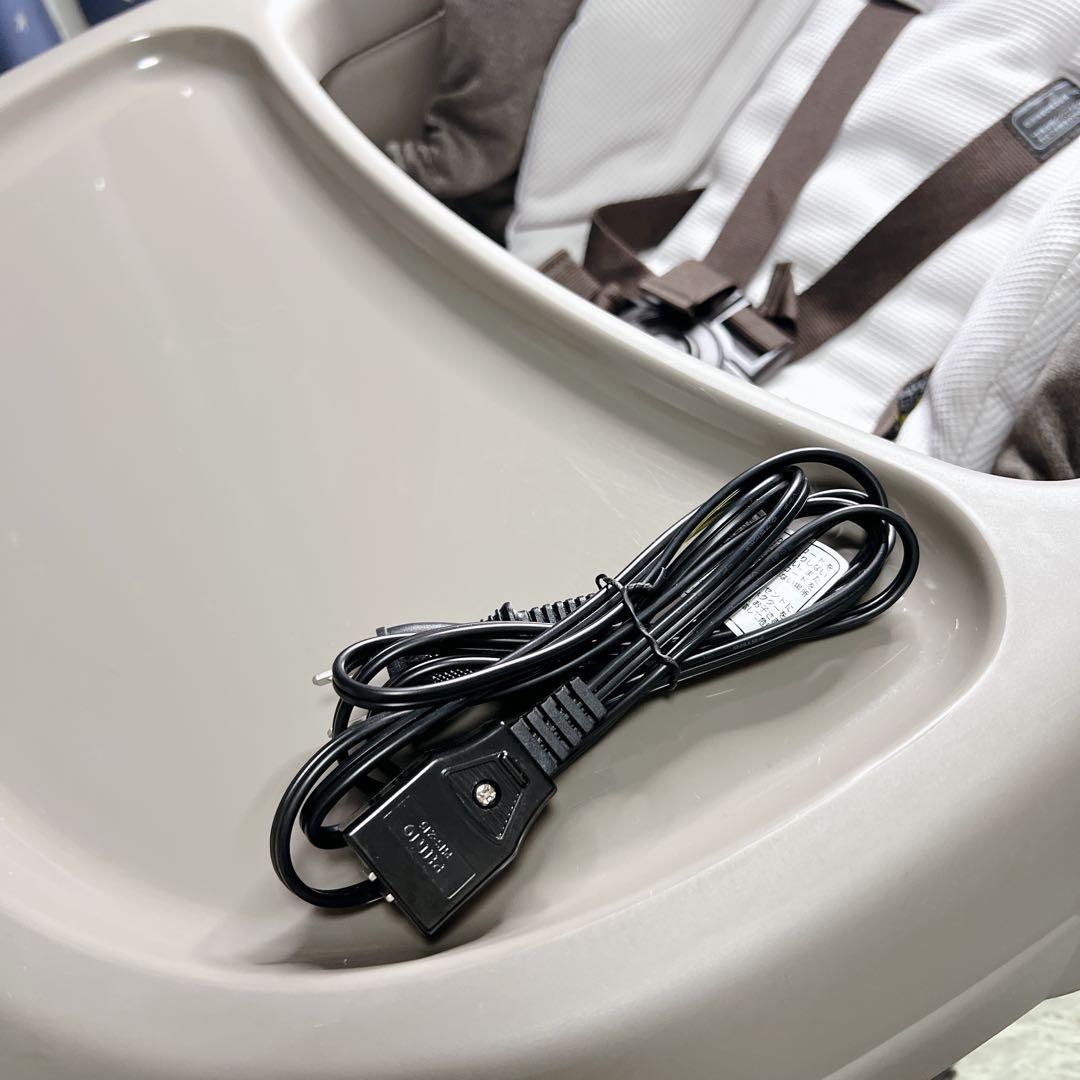 コンビ ネムリラ オートスウィング Simplight　電動ハイローチェア