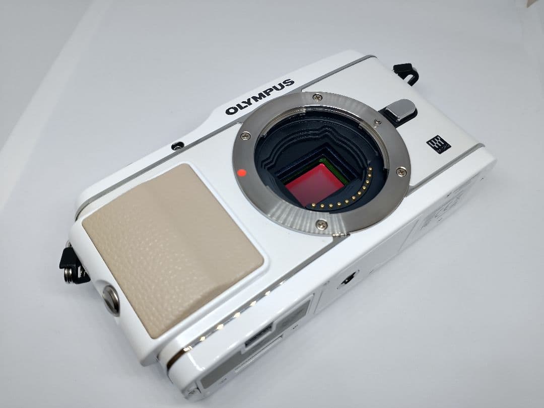 [美品] PEN E-P3 ボディ ホワイト オリンパス