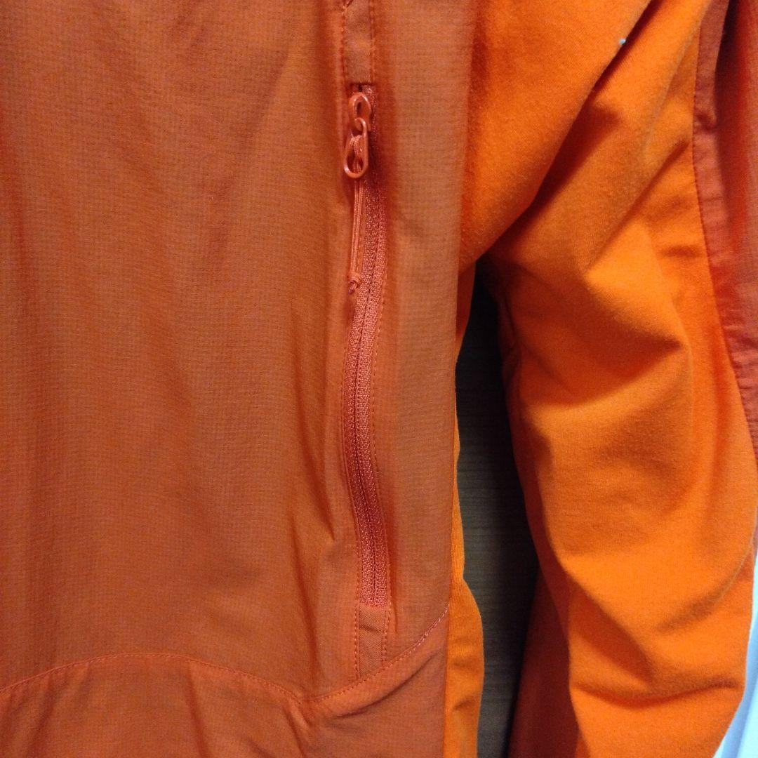 ARC'TERYX　アークテリクス　フーディ