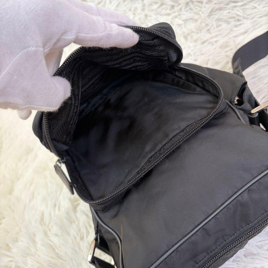 美品✨PRADA プラダ ショルダーバッグ サイドポケット archive 黒