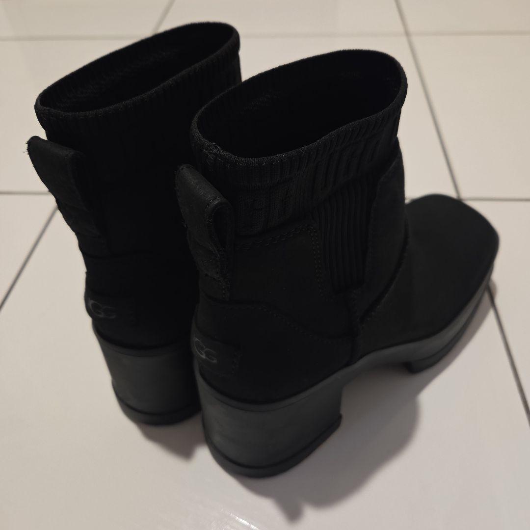 UGG MOXY CHELSEA ショートブーツ US7.5 24.5cm 黒