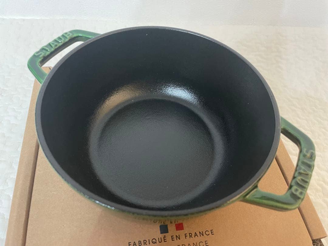 〈新品〉ストウブ　ワナベS オリーブ　バジルグリーン