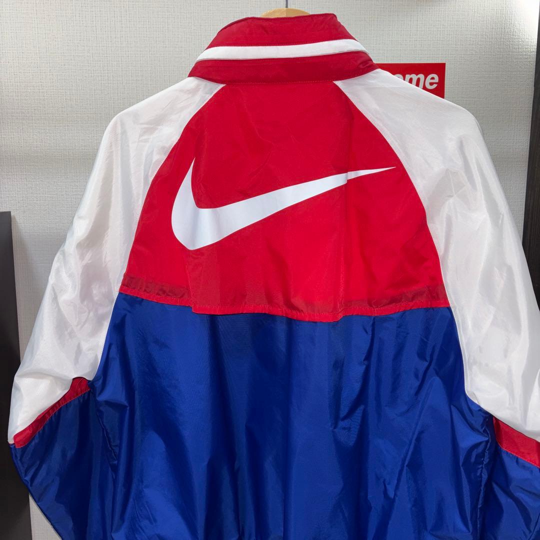 【美品】NIKEベイビーわるきゅーれ 伊澤彩織 ベビわる ナイロンジャケット L