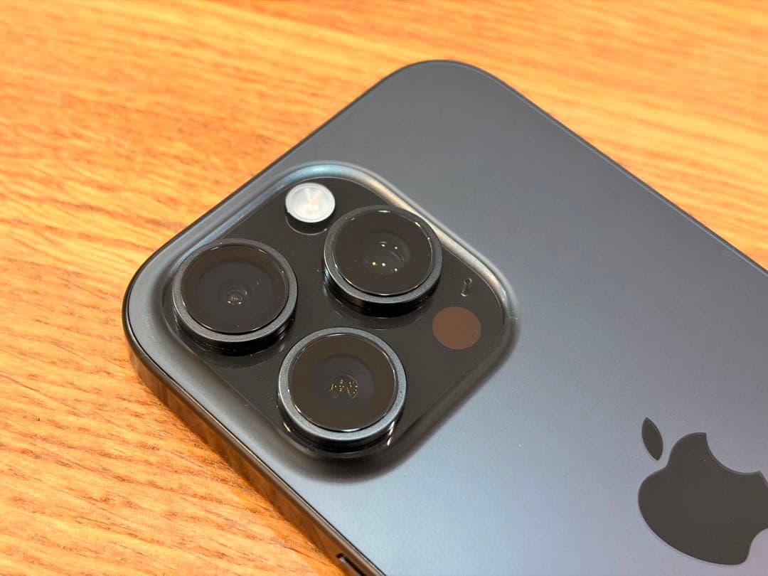 美品　バッテリー最大容量94% iPhone 16 Pro 256GB ブラック