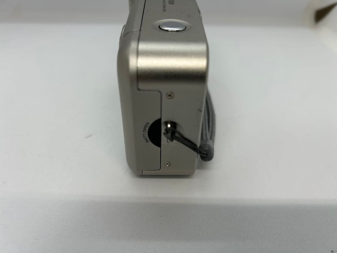 FUJIFILM tiara zoom フィルムカメラ　動作確認済