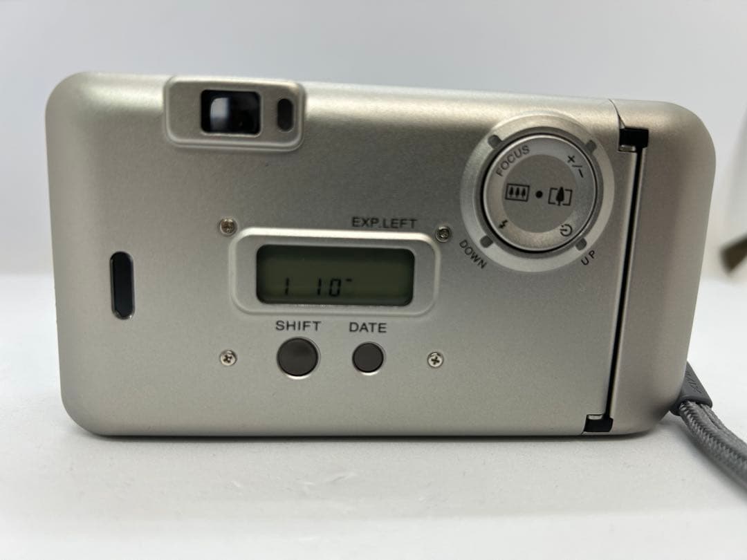 FUJIFILM tiara zoom フィルムカメラ　動作確認済