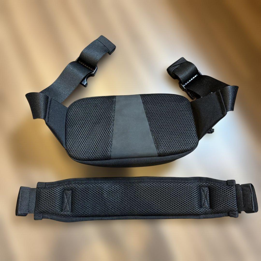 【美品】POMULU ポムル 2WAYヒップシート ショルダーバッグ ブラック