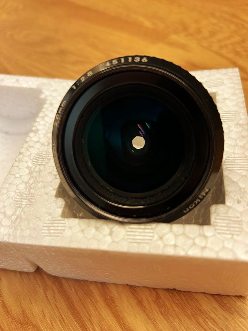 Nikkor F 28mm f2.8 単焦　レンズ　一眼レフ