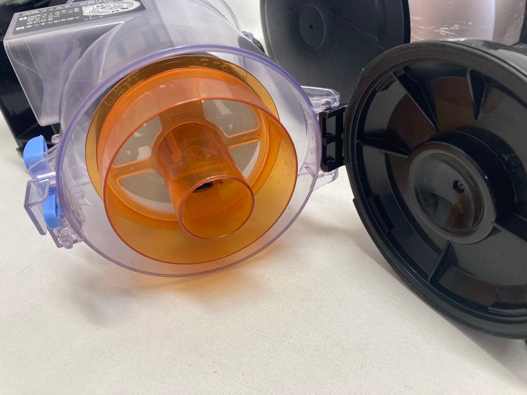 2024年製　日立サイクロン掃除機　CV-SP900L