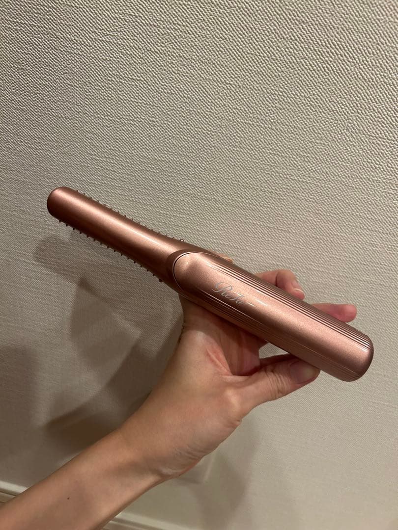 【極美品】リファ　フィンガーアイロンST