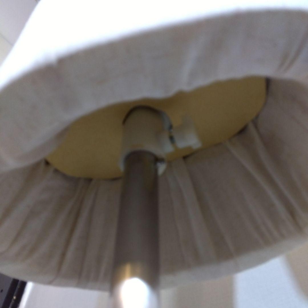 腕付き 上半身 トルソー マネキン メンズ 紳士 卓上 円形スタンド付き