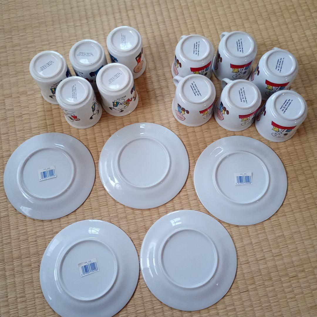 サンリオ　スヌーピー 　マグカップ　湯呑み　お皿、コレクター向け食器セット