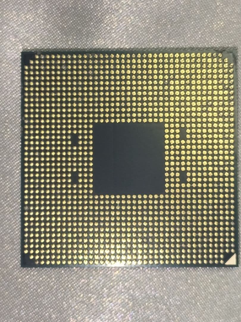 りす　AMD Ryzen 7 3800X CPU