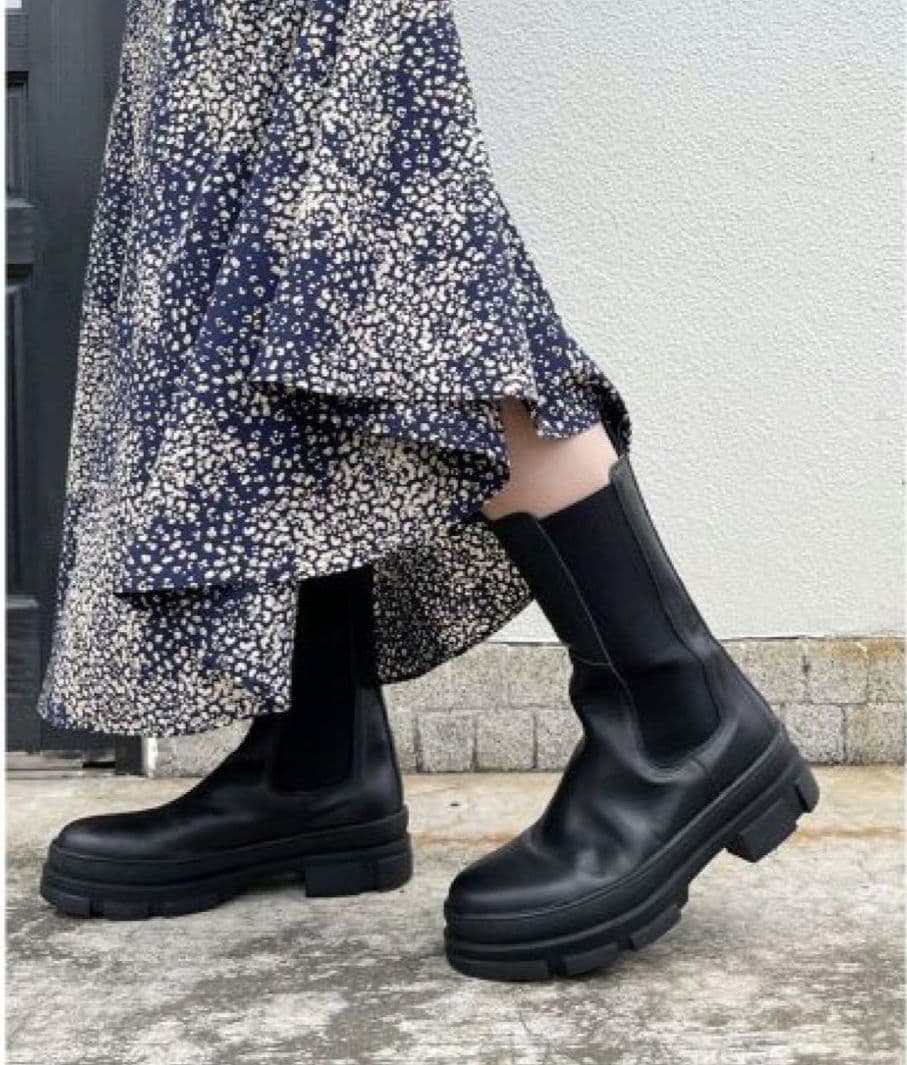 未使用　REMME　レメ　ミドルサイドゴアブーツ　37　ブラック　レザー