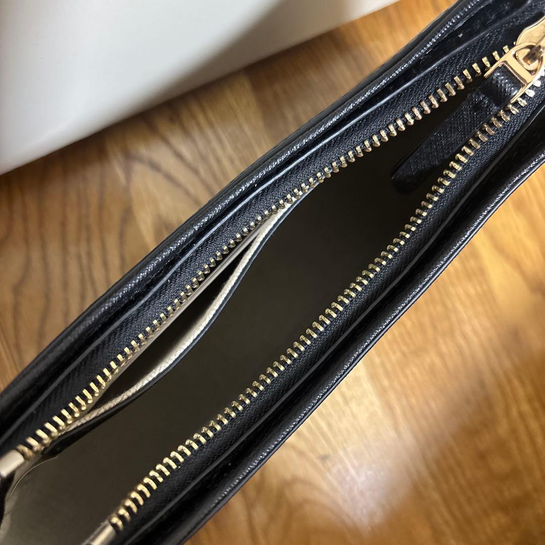 極美品・トリーバーチエマーソンサフィアーノレザーワンショルダー