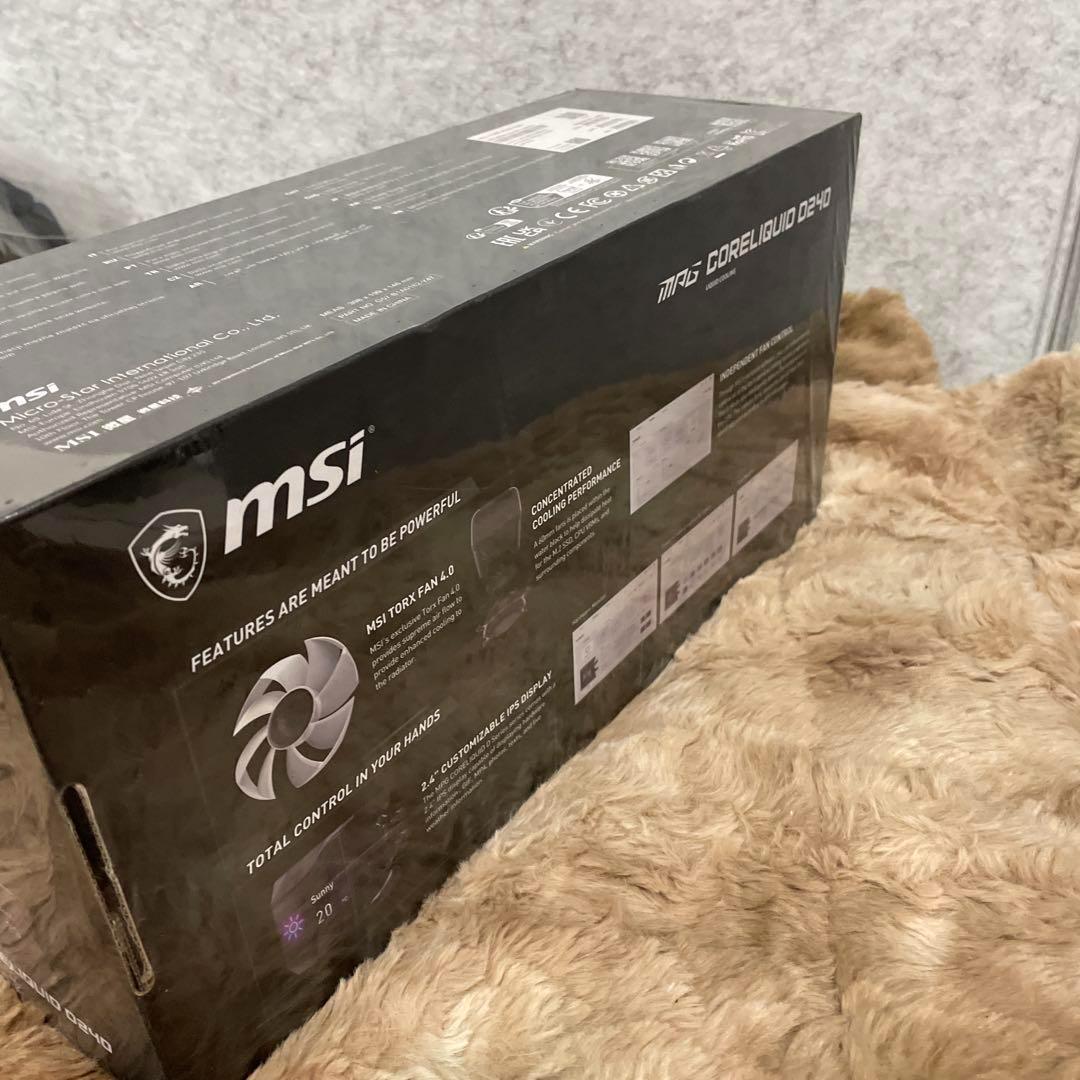 MSI MPG CORELIQUID D240 2.4インチ