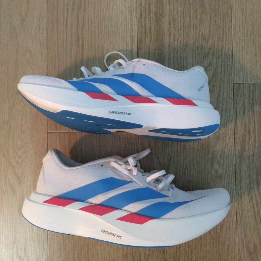 adidas エボSL