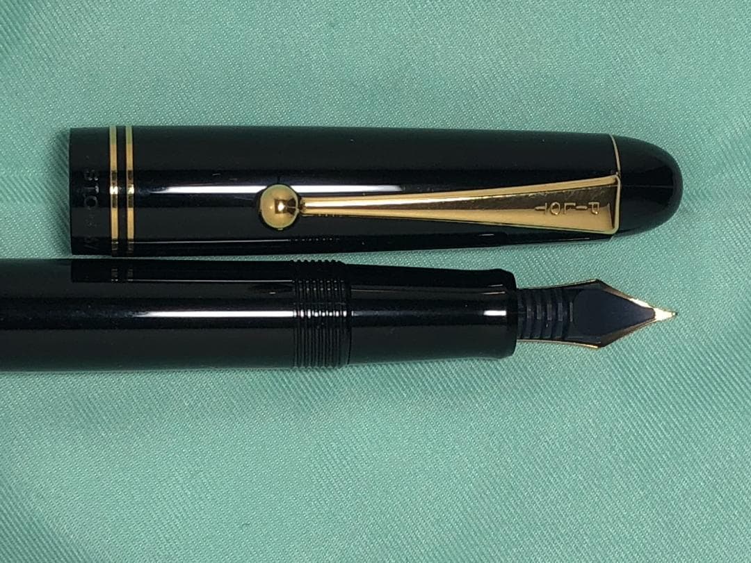 PILOT万年筆 CUSTOM67 創業67年モデル