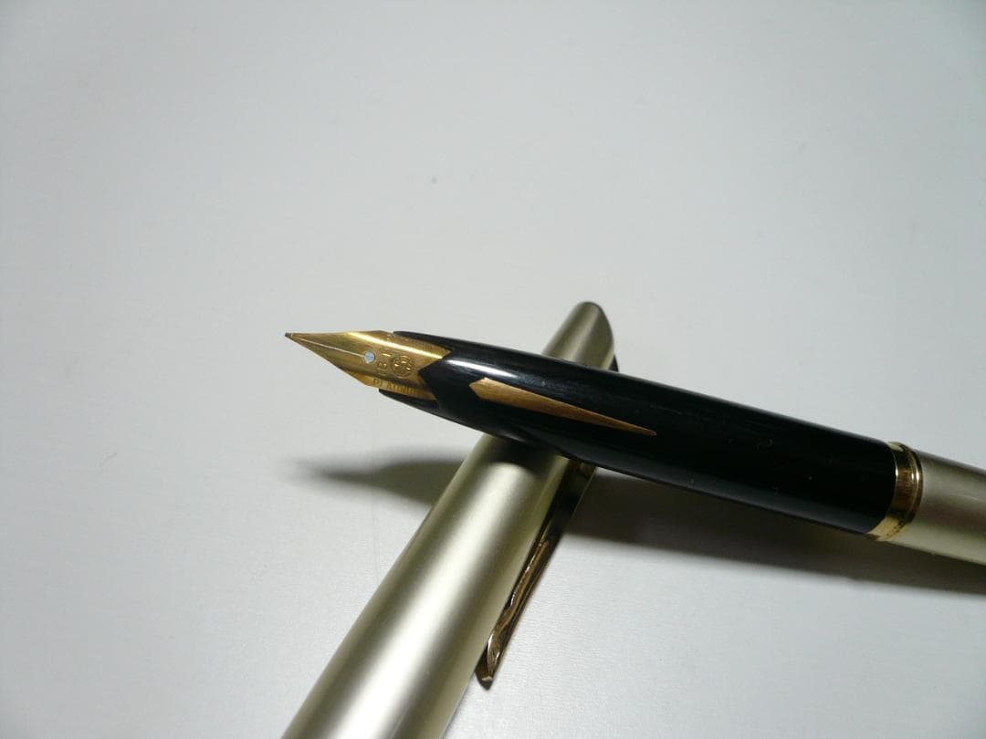 万年筆 プラチナ PLATINUM U 18Kペン先 S☆N 昭和レトロ