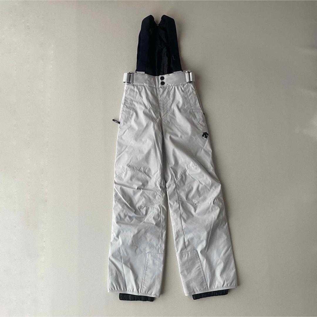 5488【美品】デサント スキーウェア 上下セット ビブパンツ 中綿入り 白 黒