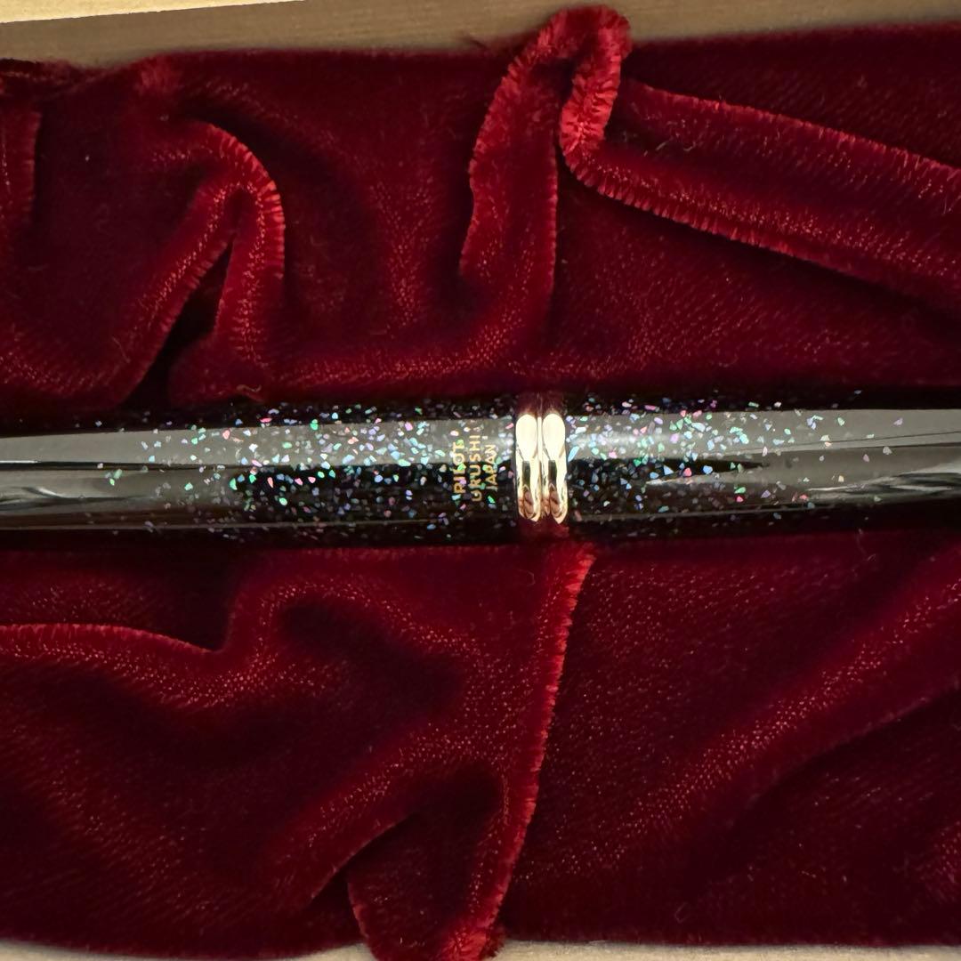 【ほぼ未使用】　PILOT　キャップレス　万年筆　螺鈿　ブラックM字（中字）