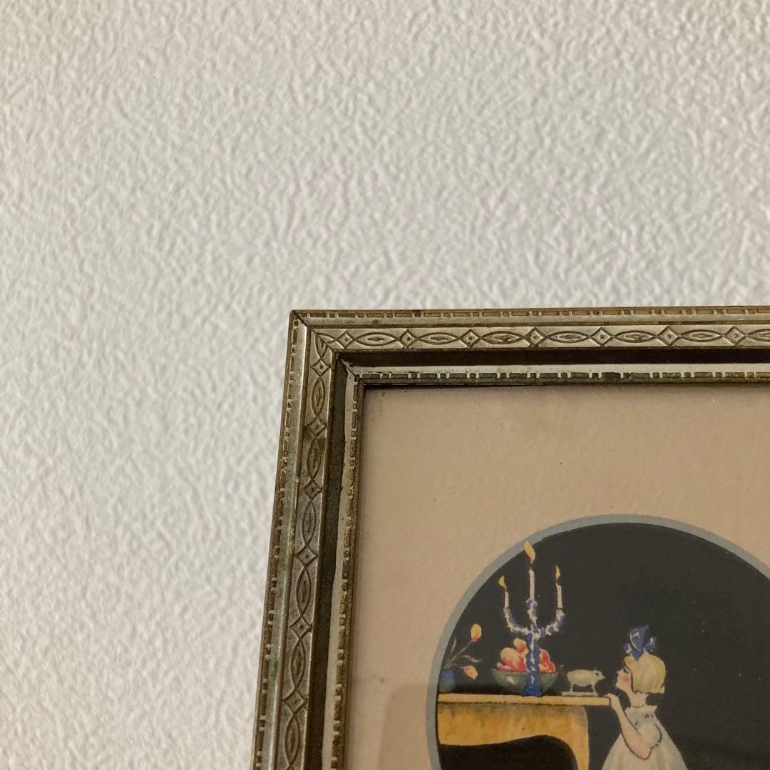 繊細な装飾が美しいアンティークフレーム（1922年BIRGITミニカード入り）