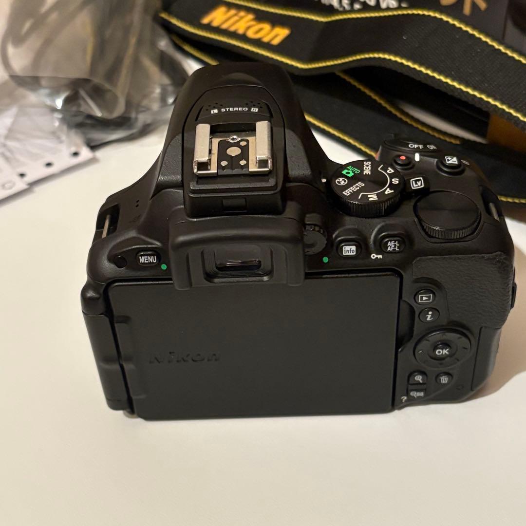Nikon 一眼レフカメラ D5500 ダブルズームキット ブラック