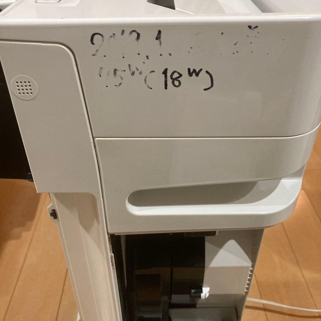 ダイキン　ストリーマ　加湿空気清浄機　MCK70UKS-W