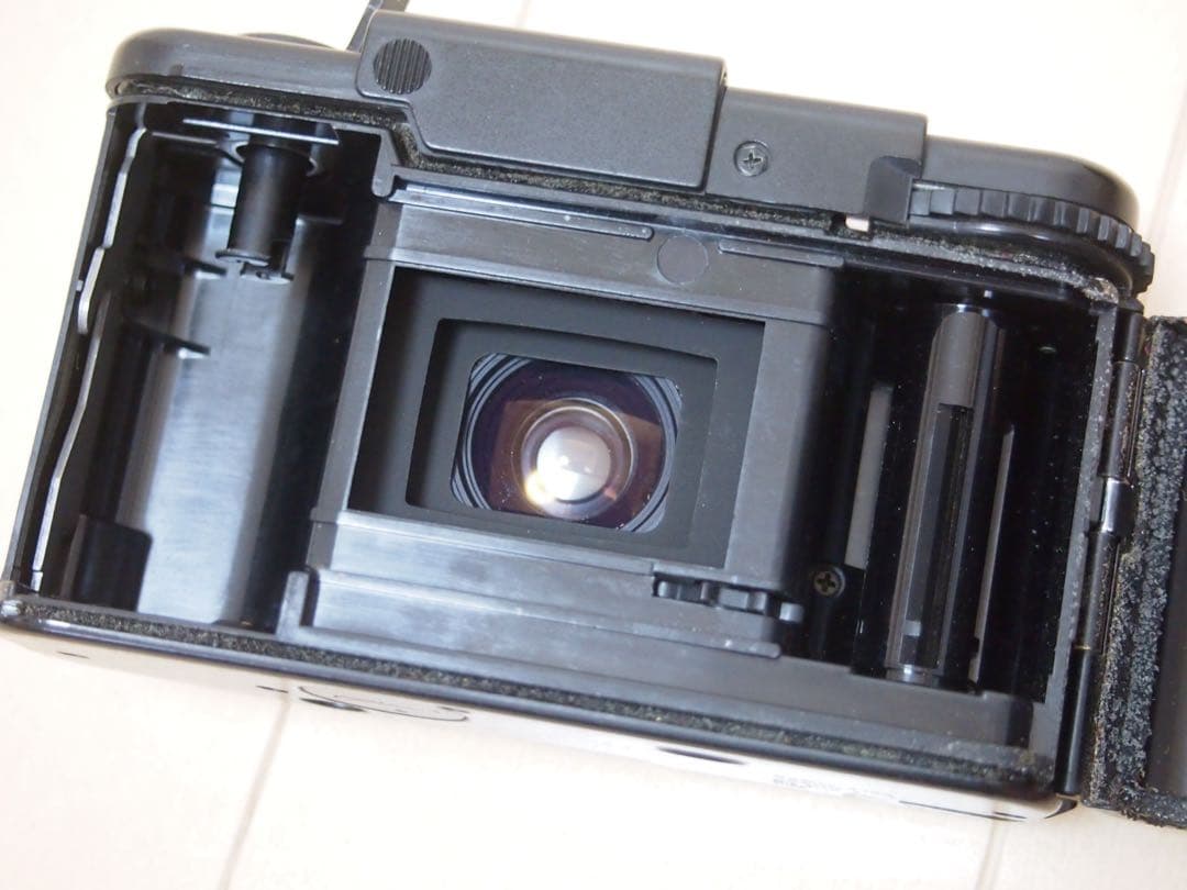 動作品 OLYMPUS XA コンパクトフィルムカメラ