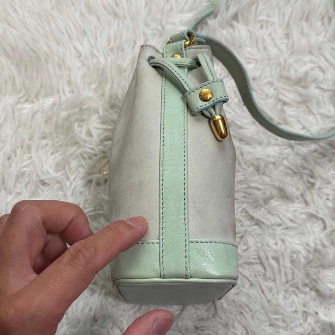 希少　CELINE 巾着ショルダーバッグ　オールレザー　　ワンショルダー斜め掛け