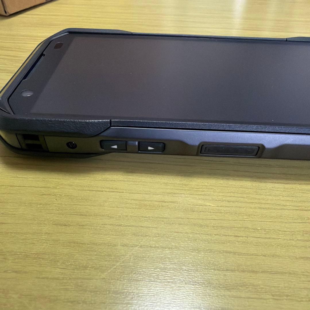 み*ち様 値下げ可　TORQUE G06 KYOCERA ブラック