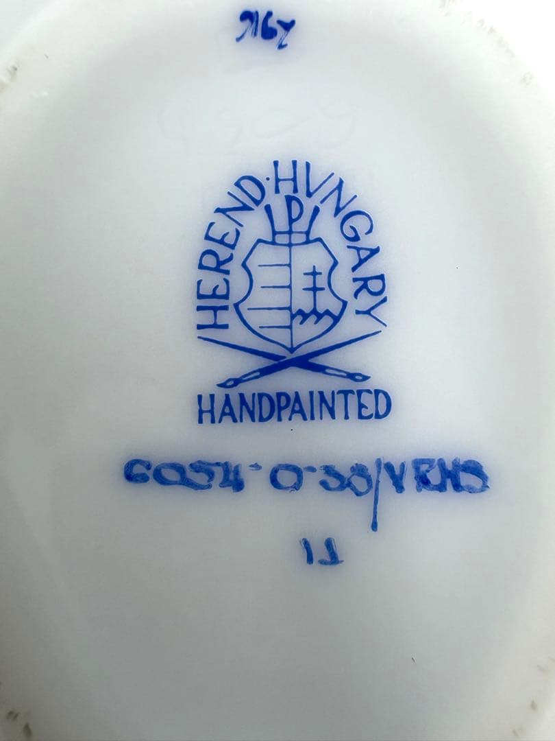 Herend ヘレンド ウィーンの薔薇　シンプルボンボン入れ　卵形　小物入れ箱付