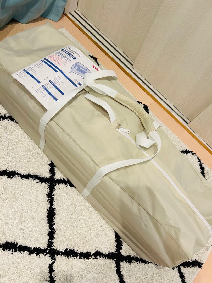 Apricaココネルエアー ベビーベッド