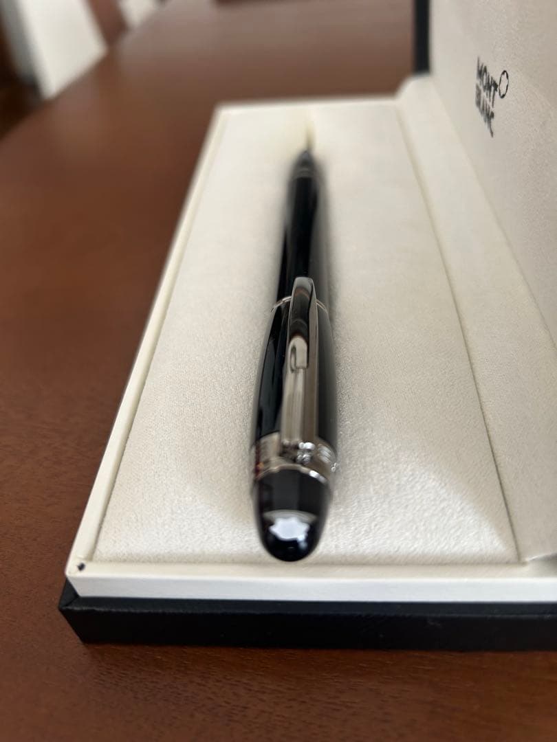 美品MONT BLANC スターウォーカー黒 ボールペン