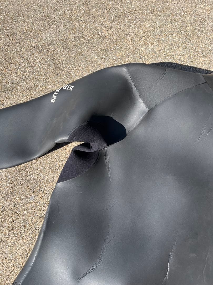 週末値下げ　AIDENTIFY フロントジッパー タッパー ブラック