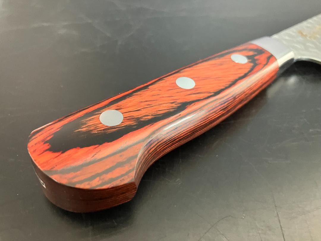 堺孝行　 ３３層槌目ダマスカス　洋包丁　剣型三徳 160mm