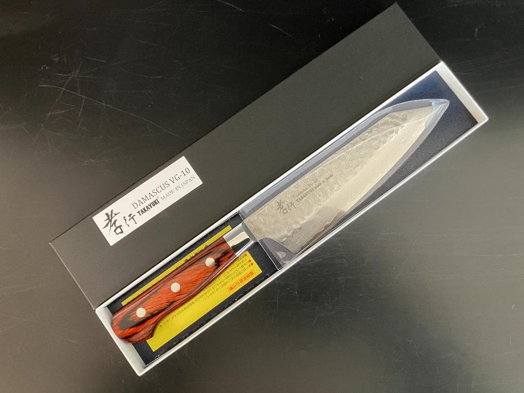 堺孝行　 ３３層槌目ダマスカス　洋包丁　剣型三徳 160mm