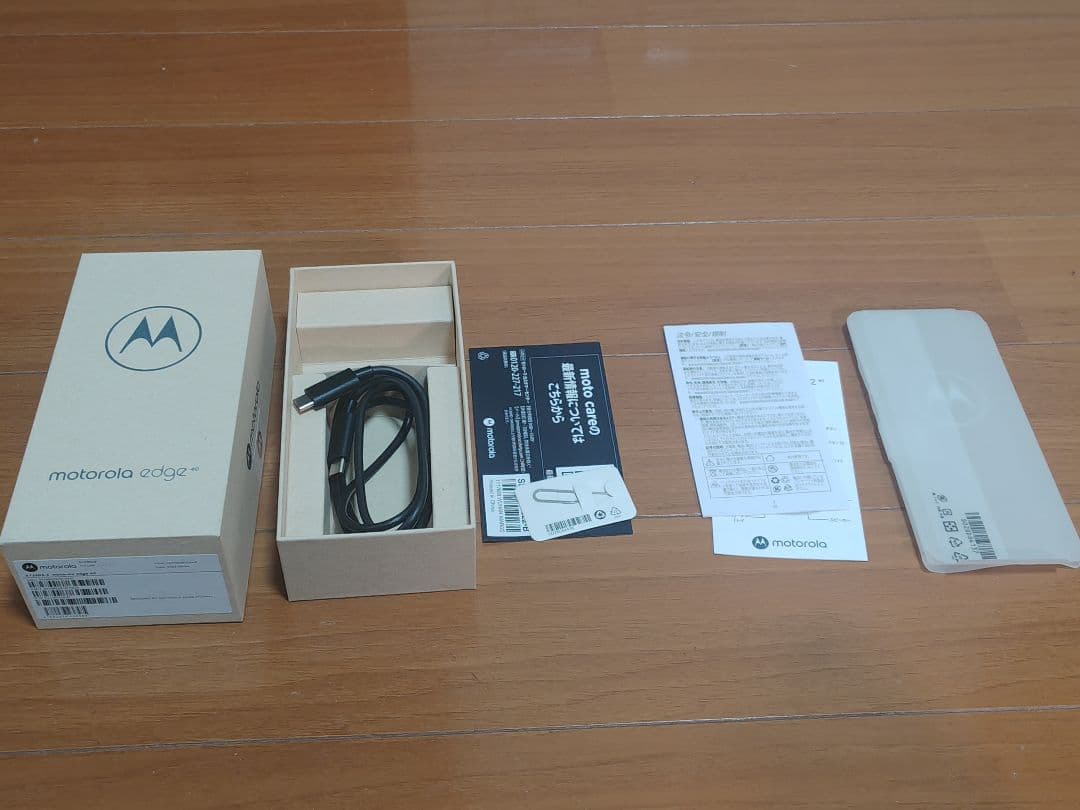 Motorola Moto Edge 40 本体