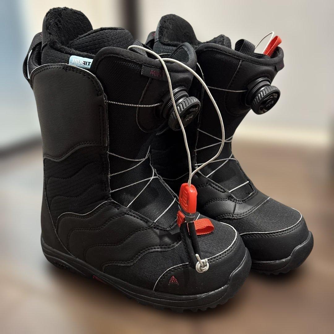 【美品】Burton ミント BOA® ワイド スノーボードブーツ