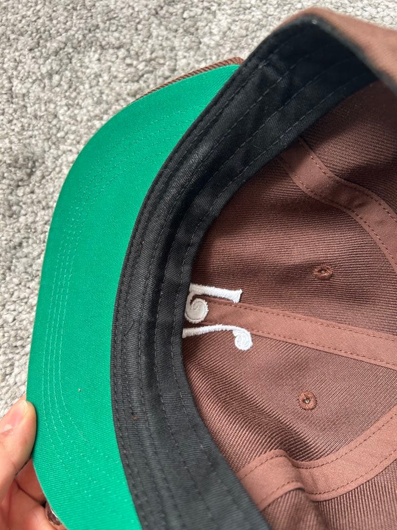 unlikely× nepenthes ベースボールキャップ