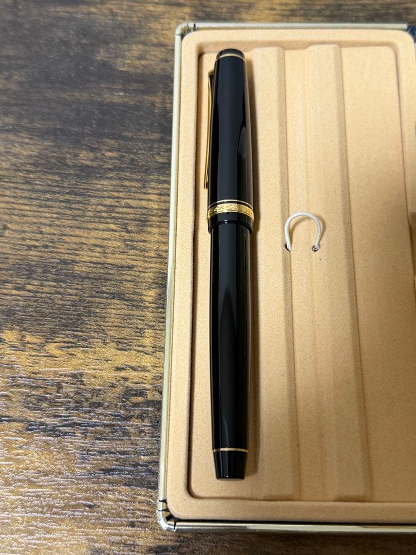 新品未使用　2013年製　ナミキ　SF 細軟字　パイロット　万年筆　備品付き